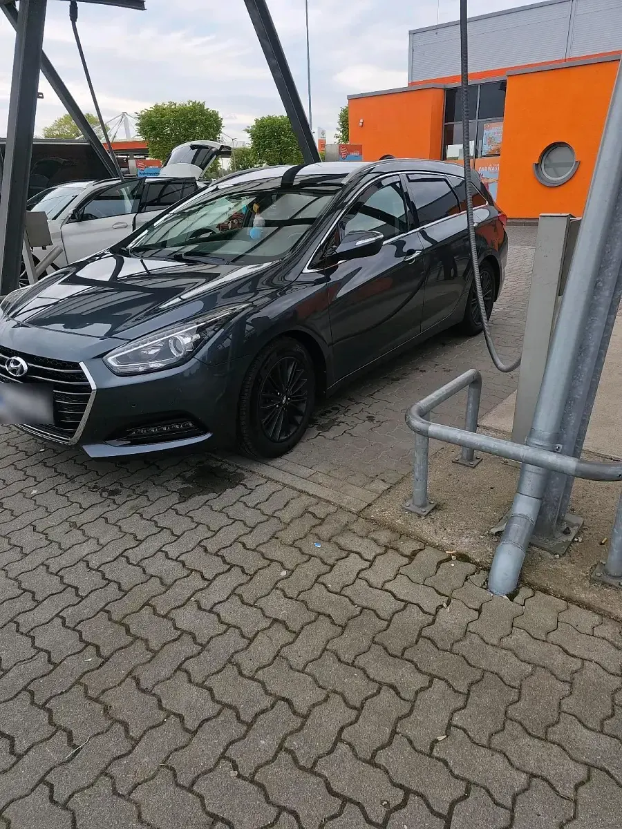 Gebraucht Hyundai i40 141 PS (103 kW) 2017 Limousine