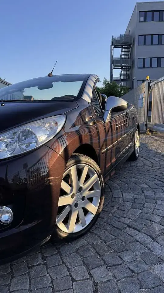 Gebraucht Peugeot 207 CC Active 120 PS (88 kW) 2012 Cabrio