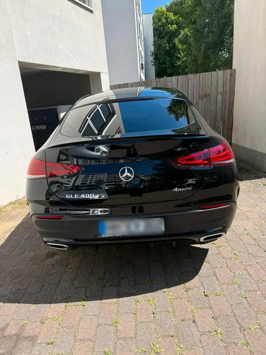 Gebraucht Mercedes GLE400 330 PS (242 kW) 2021 Schwarz SUV