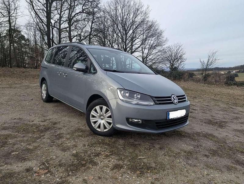Gebraucht VW Sharan Trendline 150 PS (110 kW) 2011 Grau Van / Kleinbus