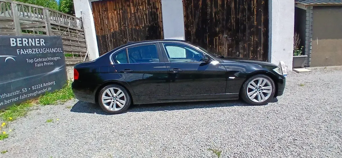 Gebraucht BMW 325 218 PS (160 kW) 2006 Schwarz Limousine