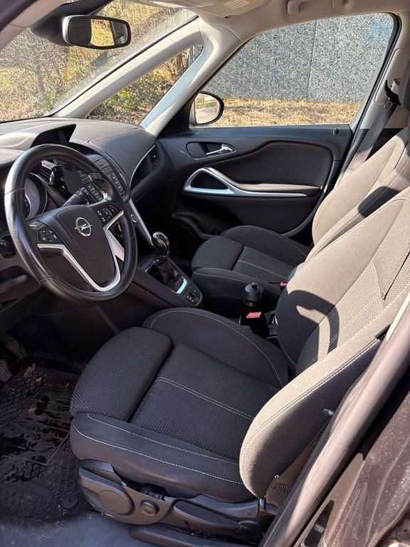 Gebraucht Opel Zafira Tourer Edition 165 PS (121 kW) 2012 Schwarz Van / Kleinbus
