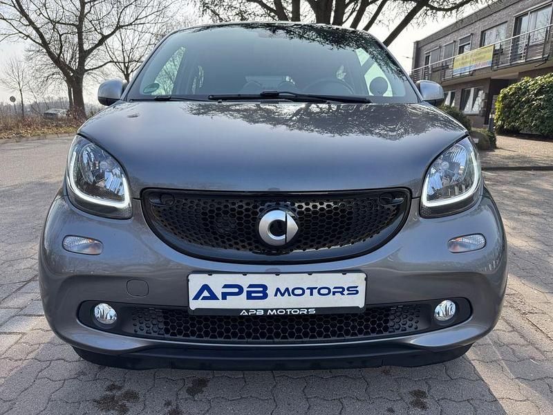 Gebraucht Smart ForFour 71 PS (52 kW) 2019 Silber Kleinwagen