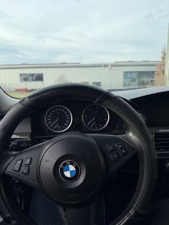 Gebraucht BMW 525 177 PS (130 kW) 2004 Limousine