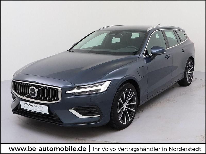 Gebraucht Volvo V60 Core 398 PS (292 kW) 2022 Blau Kombi