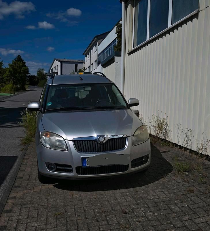 Silber Gebraucht 2008 Skoda Roomster Kombi | 1.000 € (Superpreis) - Bild 1/4
