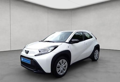 Gebraucht Toyota Aygo X Business Edition 72 PS (52 kW) 2025 Schneeweiß SUV