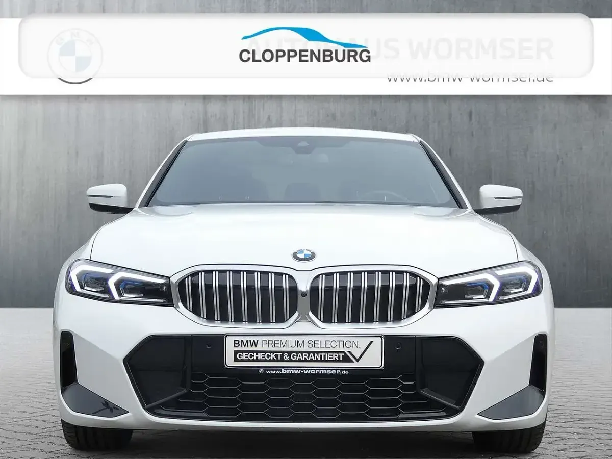 Gebraucht BMW 320 M Sport 190 PS (139 kW) 2025 Alpinweiß uni Limousine