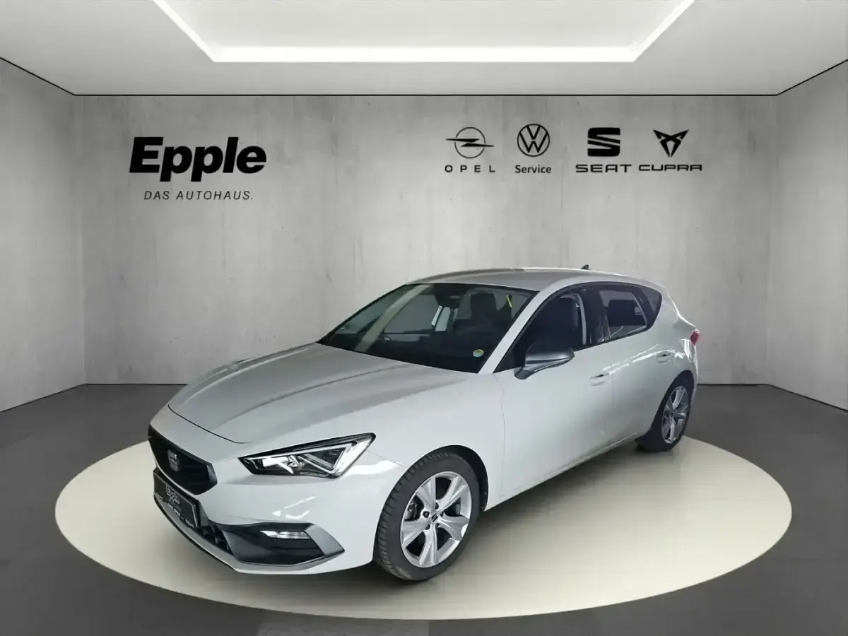 Gebraucht Seat Leon ST FR 190 PS (139 kW) 2023 Weiß Kombi