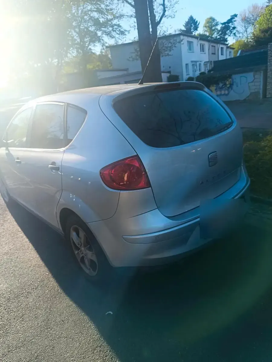 Second-hand Seat Altea 102 CP (75 kW) 2007 Argintiu Berlinǎ