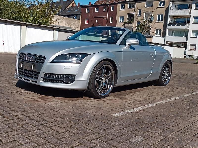 Grau Gebraucht 2008 Audi TT Roadster Sport Cabrio | 8.000 € (Fairer Preis) - Bild 1/4