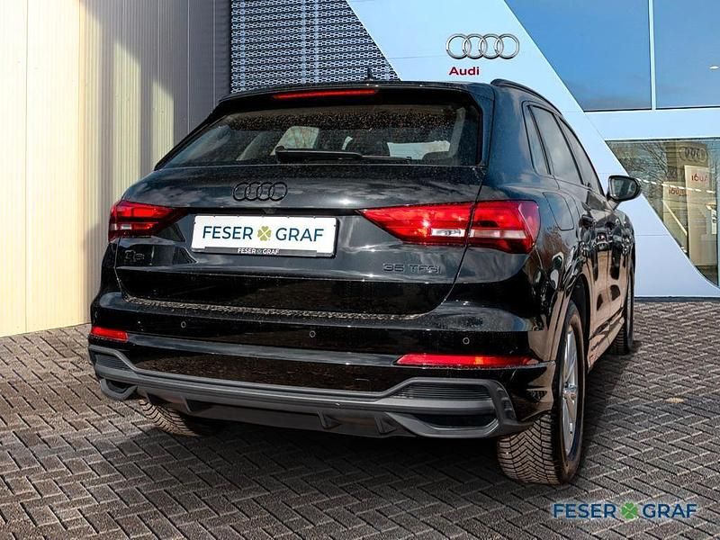 Gebraucht Audi Q3 S-Line 150 PS (110 kW) 2025 Mythosschwarz metallic SUV