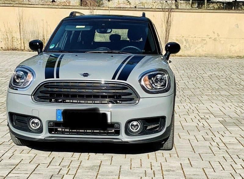 Grau Gebraucht 2020 Mini Cooper Countryman SUV | 16.000 € (Guter Preis) - Bild 1/4