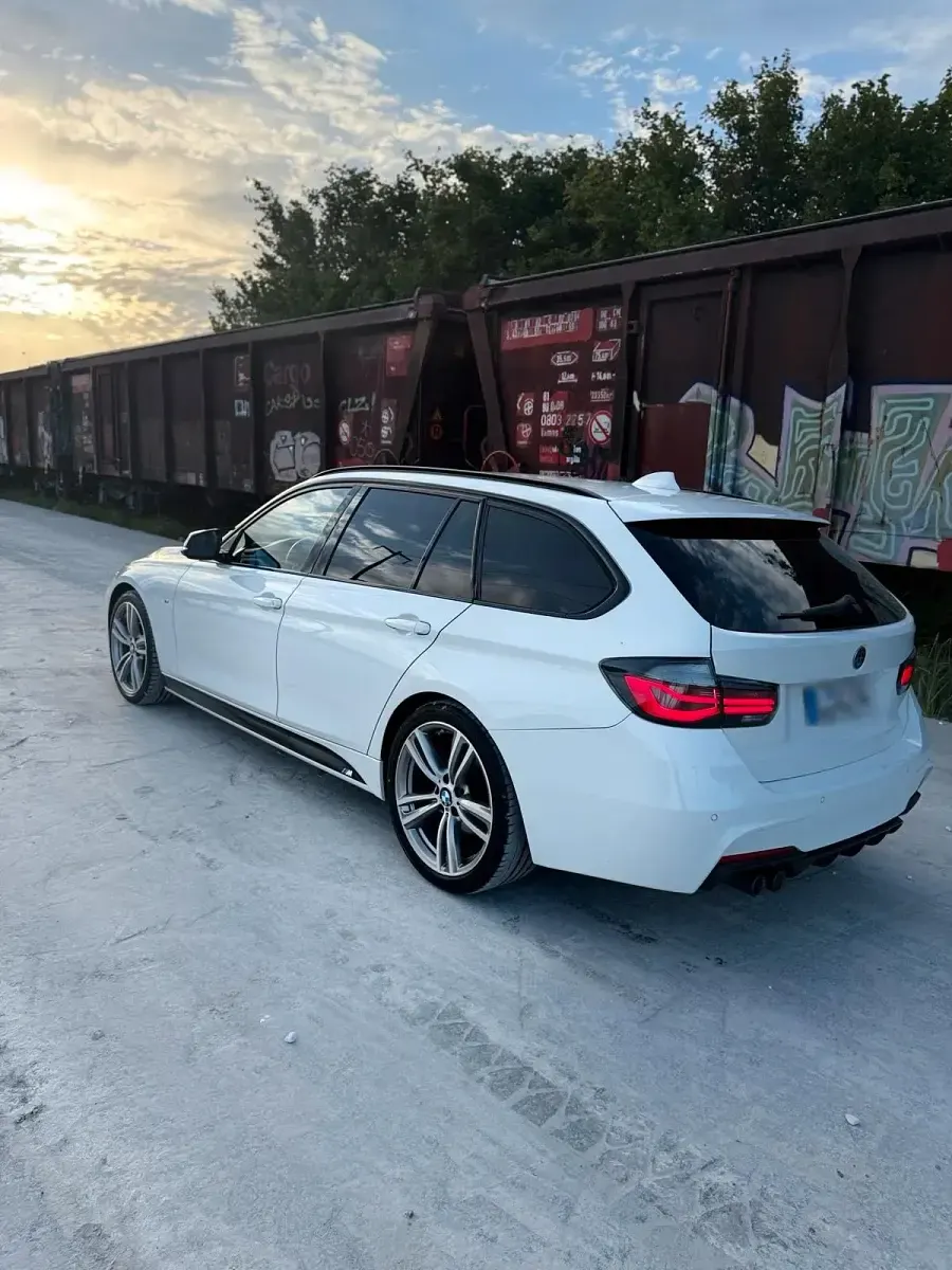 Gebraucht BMW 320 M Sport 190 PS (139 kW) 2018 Weiß Kombi