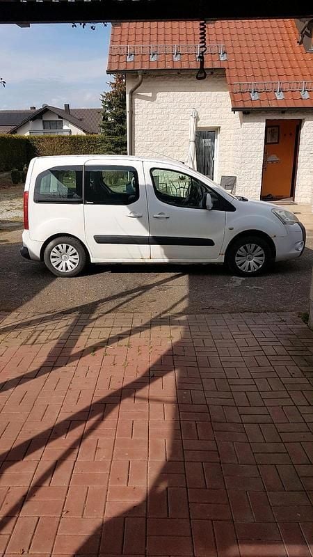 Gebraucht Citroën Berlingo 109 PS (80 kW) 2008 Weiß Van / Kleinbus