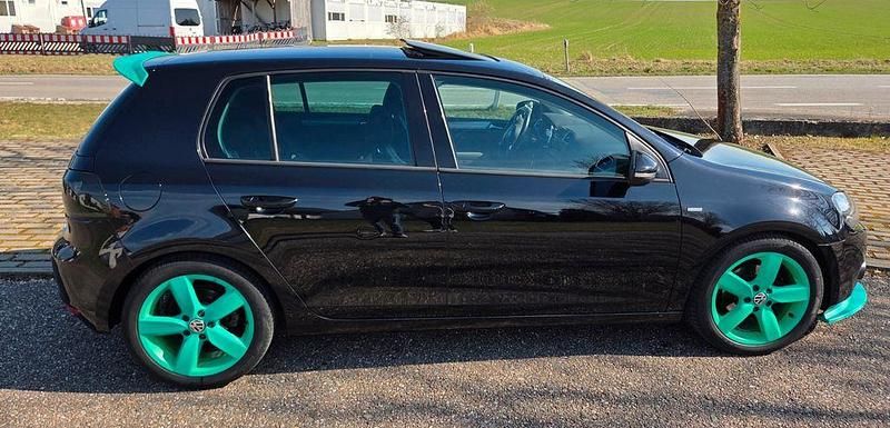 Gebraucht VW Golf VII Match 105 PS (77 kW) 2012 Schwarz Limousine