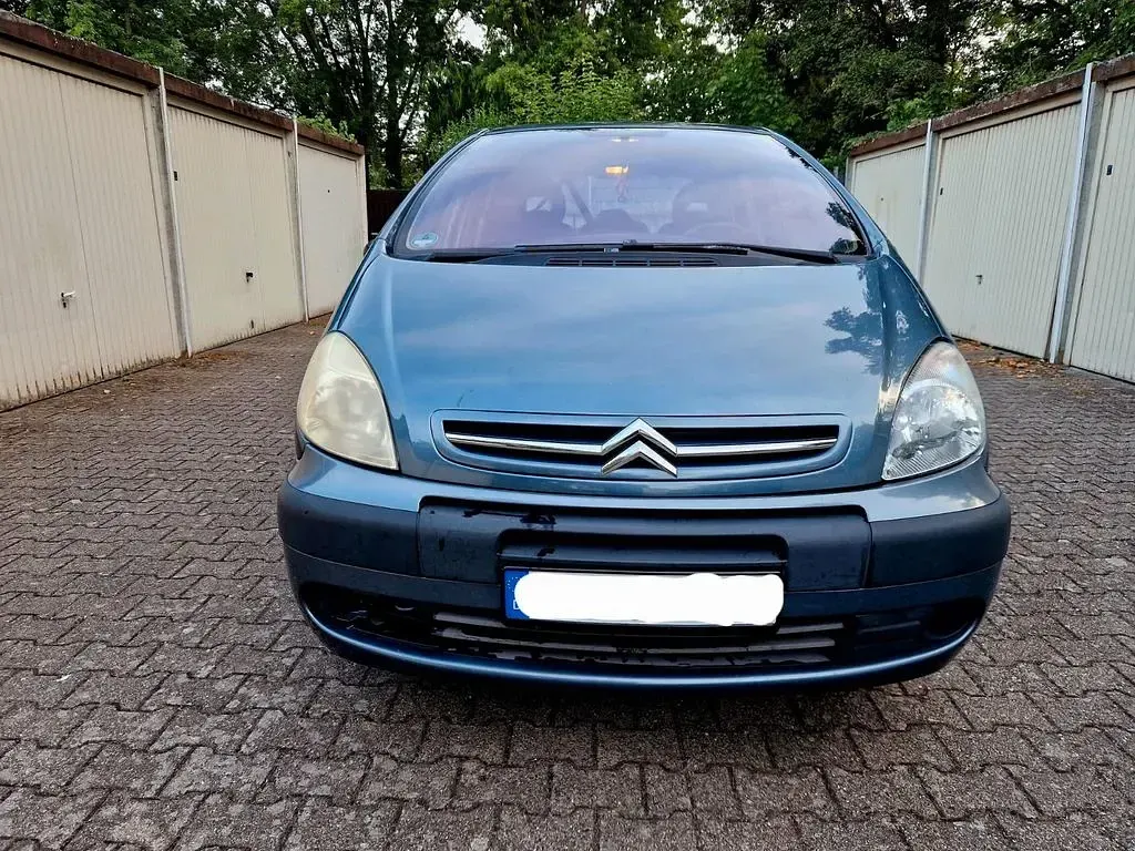 Gebraucht Citroën Xsara Picasso 109 PS (80 kW) 2008 Grau Van / Kleinbus