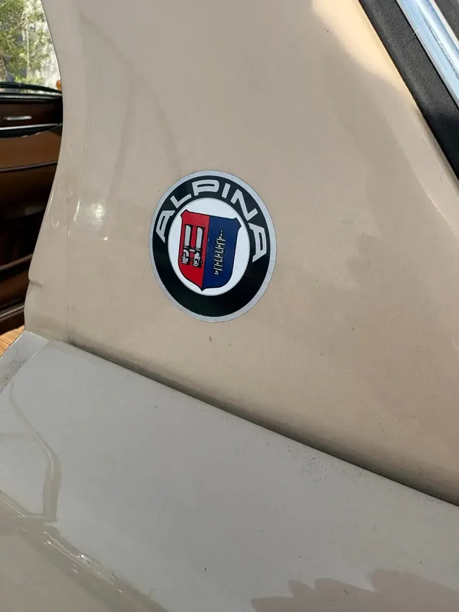 Gebraucht BMW 2000 120 PS (88 kW) 1968 Beige Limousine