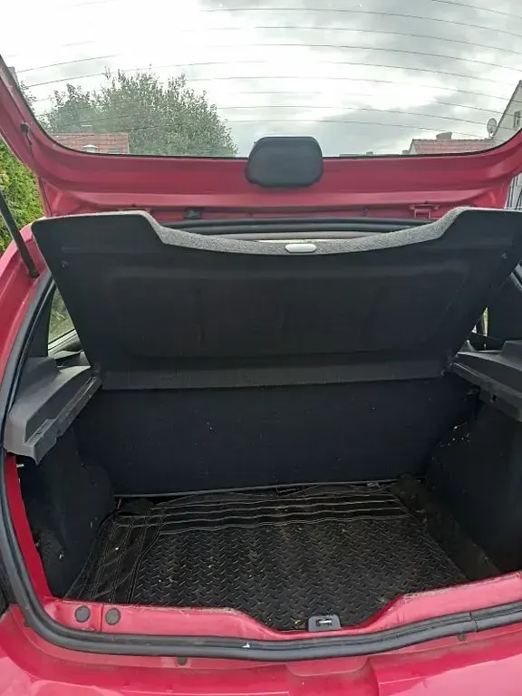 Gebraucht Dacia Sandero 75 PS (55 kW) 2009 Rot Limousine