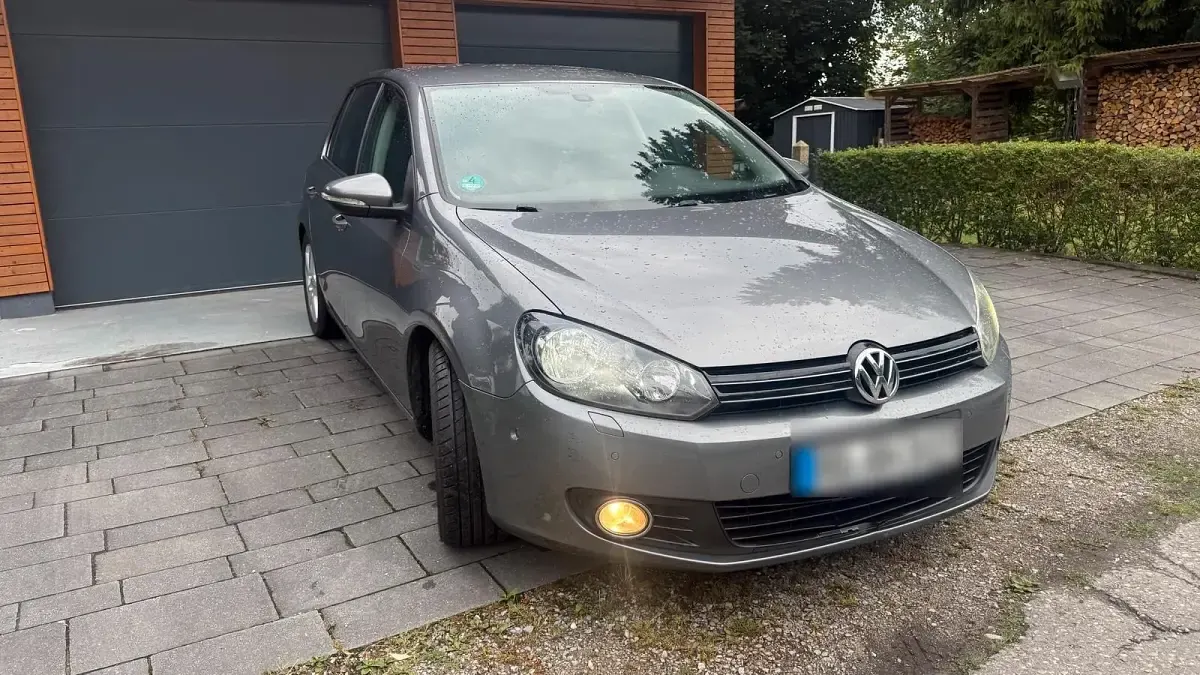 Gebraucht VW Golf VI 80 PS (58 kW) 2010 Grau Limousine