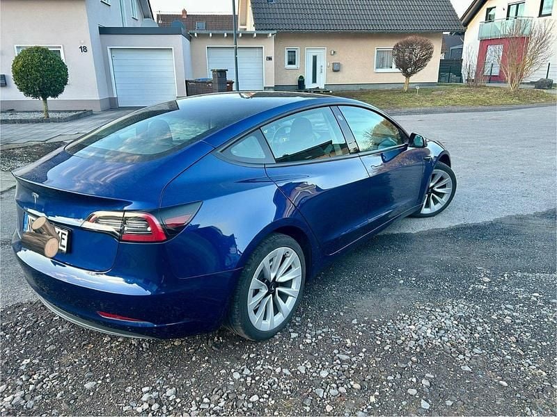 Gebraucht Tesla Model 3 208 kW (283 PS) 2022 Blau Limousine