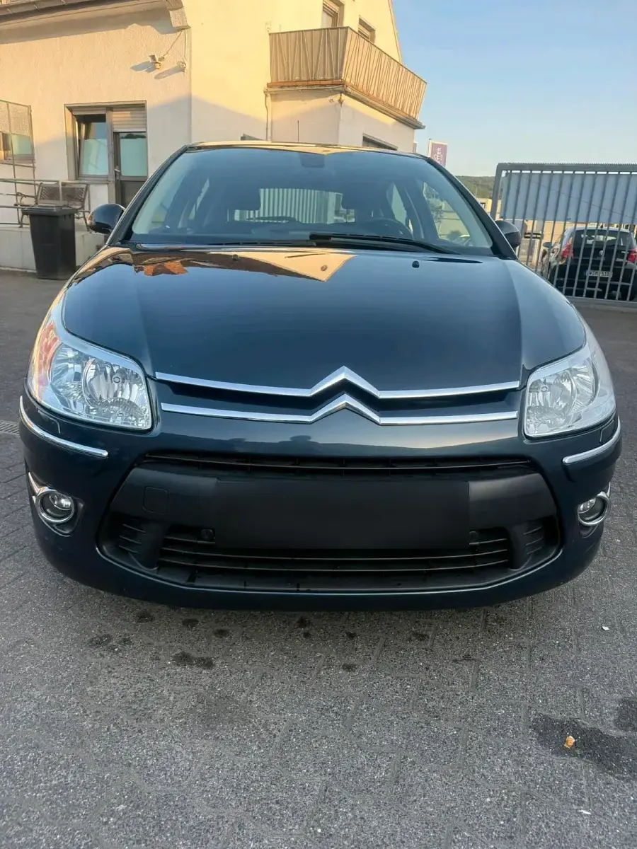 Gebraucht Citroën C4 120 PS (88 kW) 2009 Braun Limousine