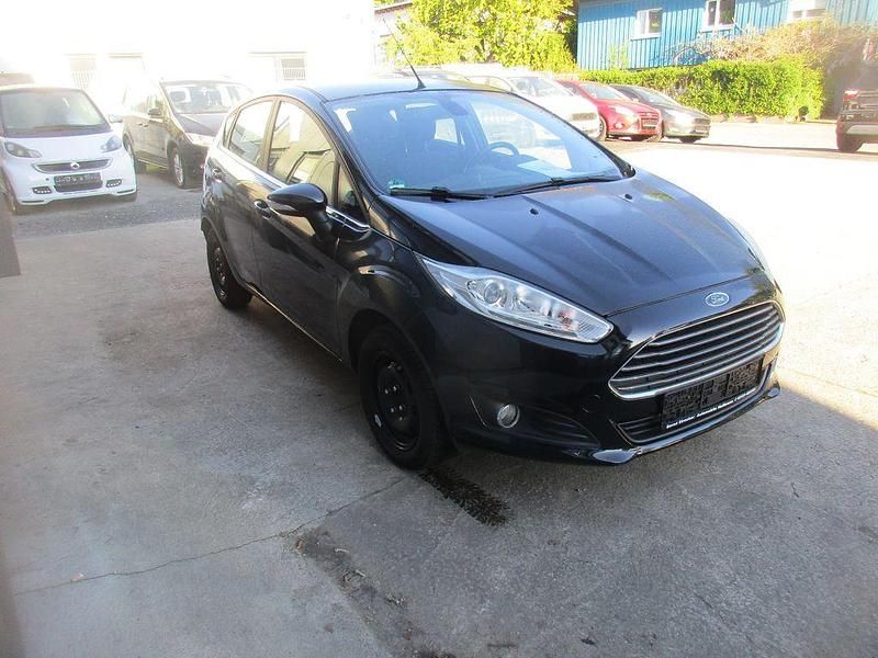 Gebraucht Ford Fiesta Titanium 80 PS (58 kW) 2013 Schwarz Limousine