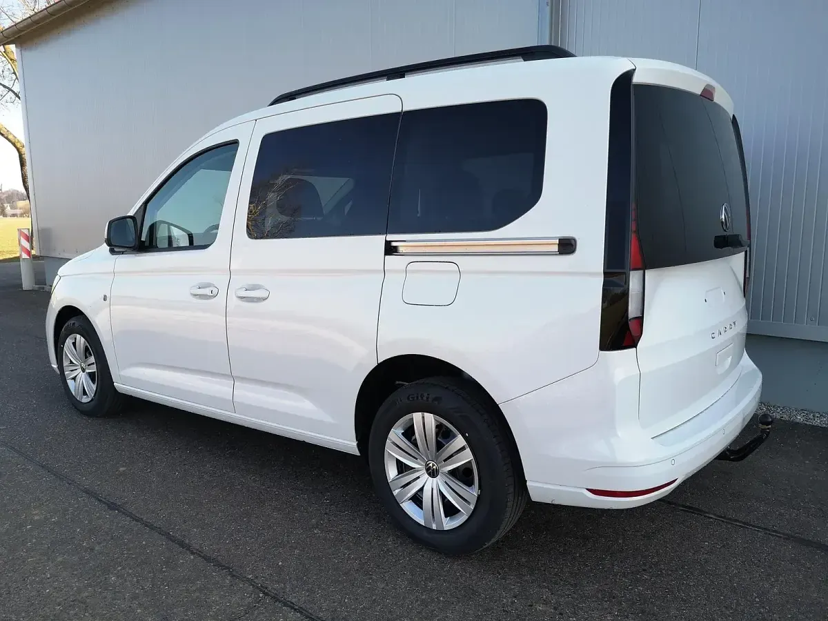 Neu VW Caddy Basis 116 PS (85 kW) 2025 Candyweiß Van / Kleinbus