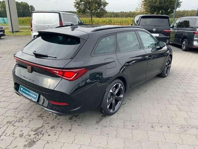 Gebraucht Cupra Leon 150 PS (110 kW) 2024 Mitternachtsschwarz Kombi