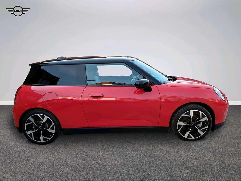 Gebraucht Mini Cooper Classic 135 kW (184 PS) 2024 Rot Kleinwagen