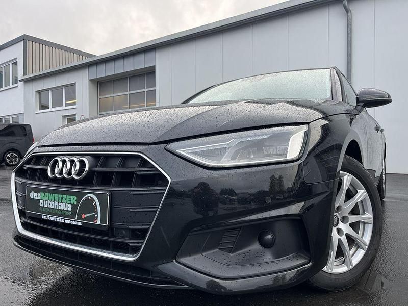 Mythosschwarz Gebraucht 2021 Audi A4 Kombi | 24.860 € (Guter Preis) - Bild 1/4