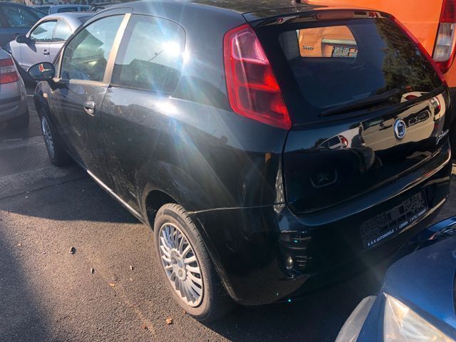 Gebraucht Fiat Grande Punto Dynamic 77 PS (56 kW) 2007 Schwarz Kleinwagen