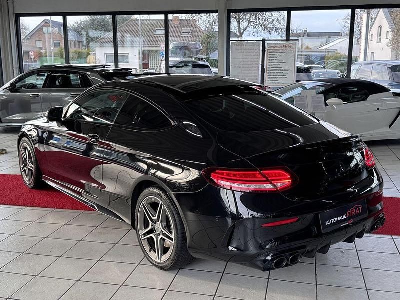 Gebraucht Mercedes C43 AMG AMG 390 PS (286 kW) 2021 Obsidianschwarz Coupé