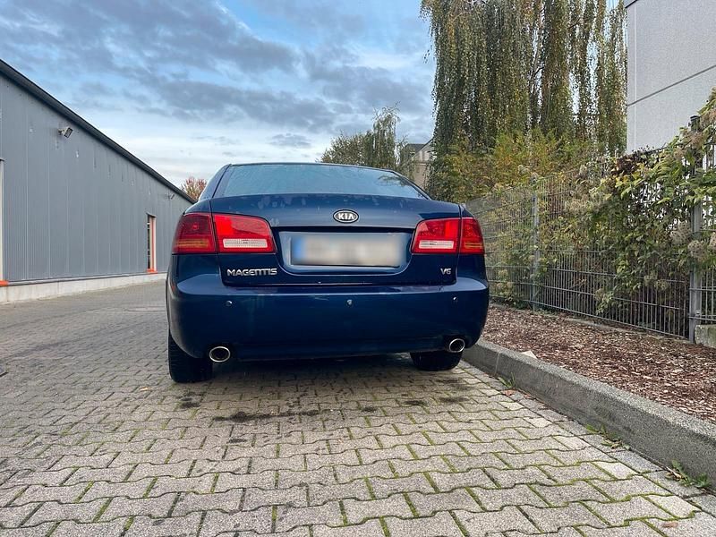 Blau Gebraucht 2008 Kia Magentis Limousine | 2.250 € - Bild 1/4