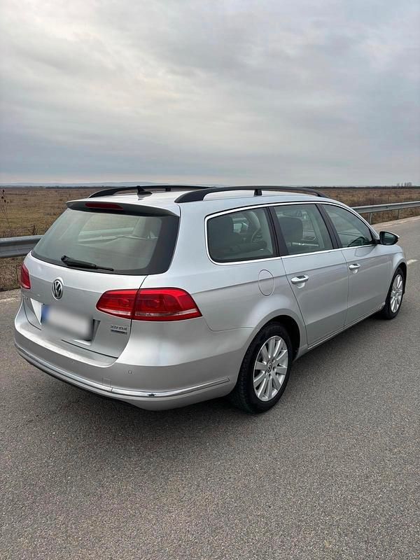 Gebraucht VW Passat 140 PS (102 kW) 2014 Grau Kombi