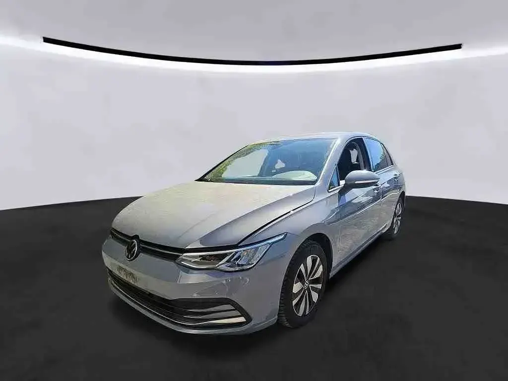 Gebraucht VW Golf VIII Move 110 PS (80 kW) 2024 Mondsteingrau Limousine