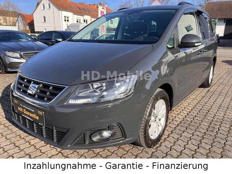 Grau Gebraucht 2018 Seat Alhambra Style Van / Kleinbus | 17.450 € (Guter Preis) - Bild 1/4