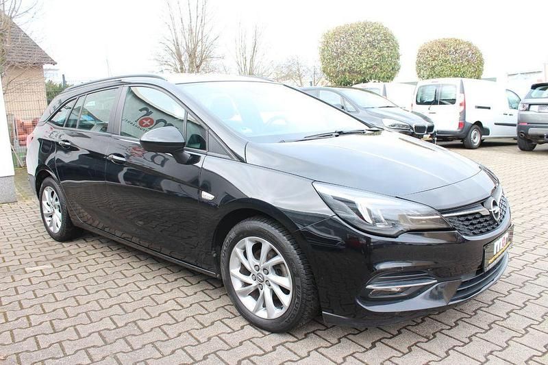 Gebraucht Opel Astra Edition 105 PS (77 kW) 2021 Schwarz Kombi