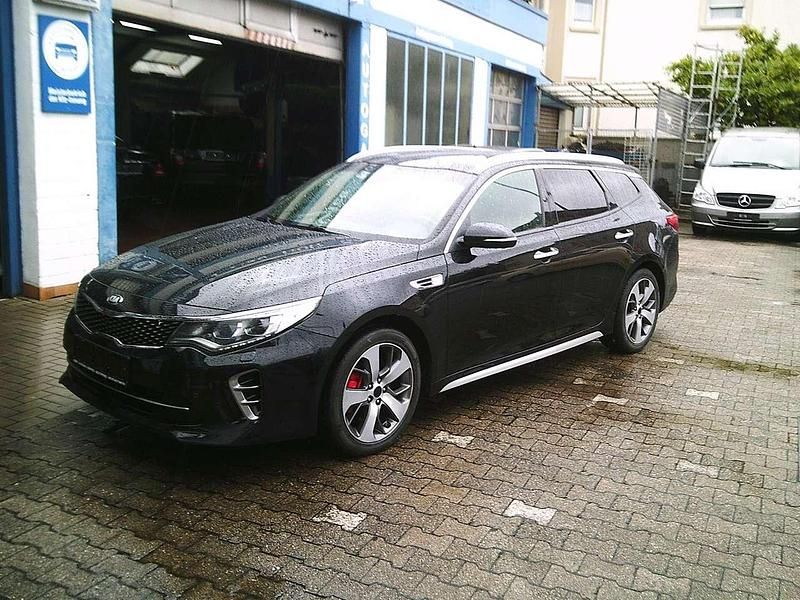 Zilinaschwarz met. Gebraucht 2017 Kia Optima Edition 7 Kombi | 13.700 € (Fairer Preis) - Bild 1/4