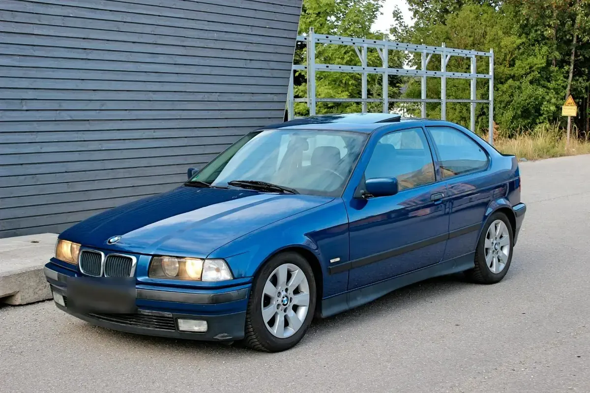 Gebraucht BMW 316 105 PS (77 kW) 1999 Blau Coupé