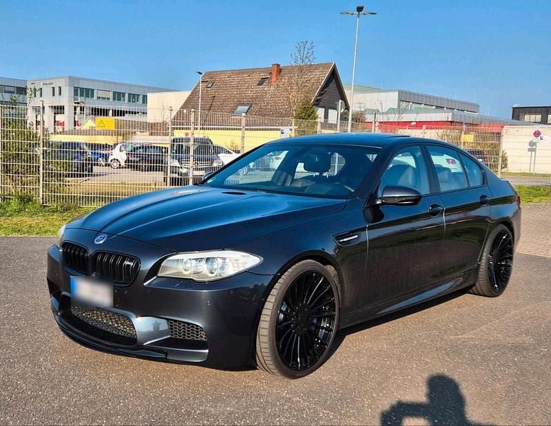 Gebraucht BMW M5 Performance 560 PS (411 kW) 2012 Grau Limousine