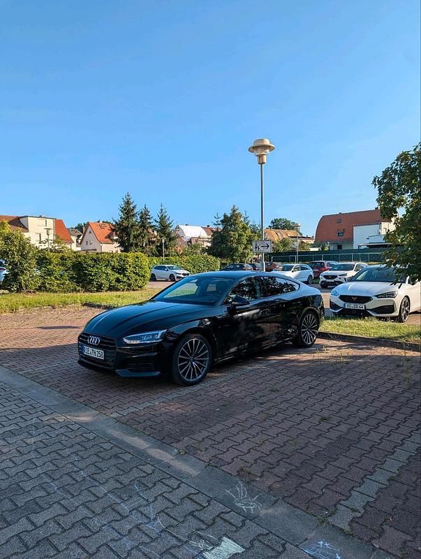 Schwarz Gebraucht 2019 Audi A5 Coupé | 33.000 € (Teuer) - Bild 1/1