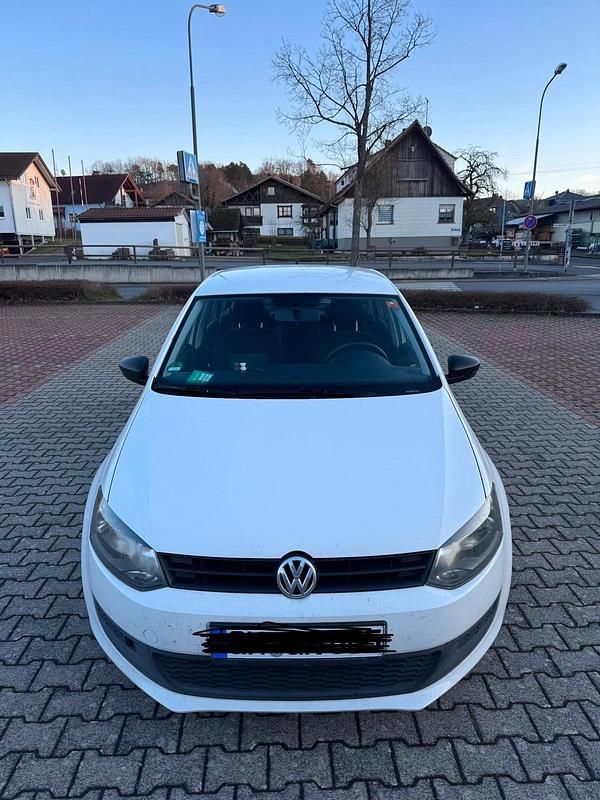 Gebraucht VW Polo 69 PS (50 kW) 2009 Weiß Kleinwagen