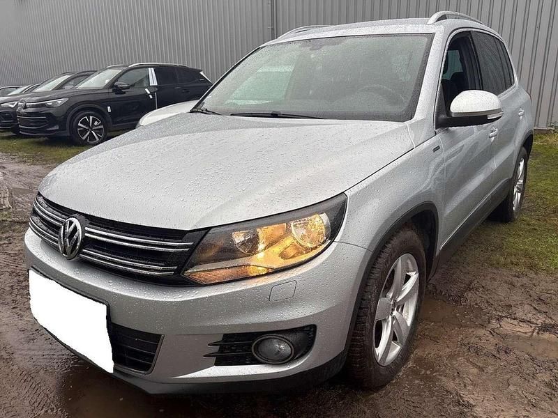 Gebraucht 2015 VW Tiguan Sport SUV | 7.099 € - Bild 1/4