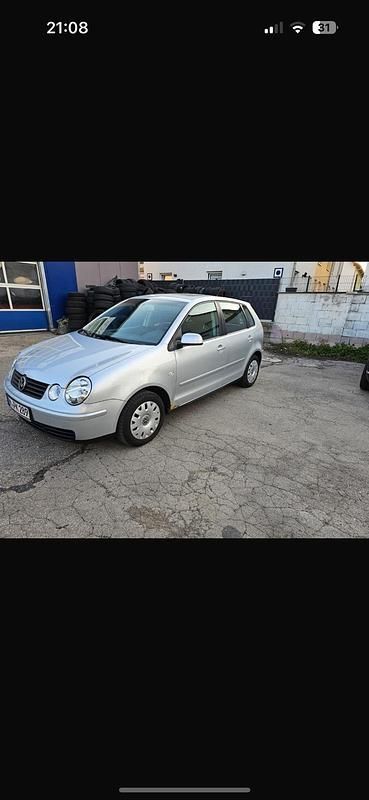 Silber Gebraucht 2004 VW Polo Kleinwagen | 1.300 € (Fairer Preis) - Bild 1/4