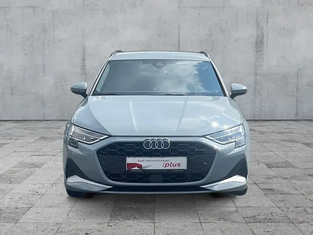 Usata Audi A3 Advanced 204 CV (150 kW) 2025 Grigio Berlina
