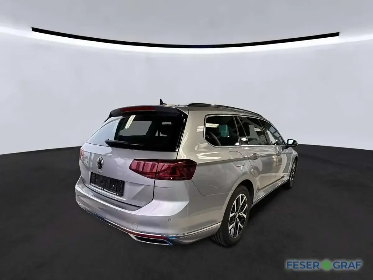 Gebraucht VW Passat GTE 218 PS (160 kW) 2022 Silber Kombi