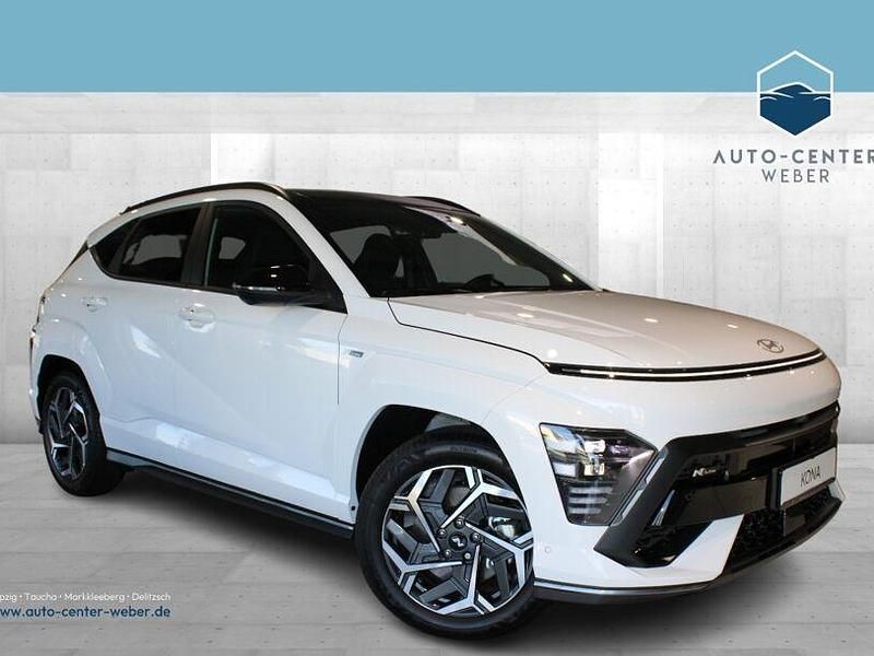 Atlas white Gebraucht 2023 Hyundai Kona N Line SUV | 32.491 € (Fairer Preis) - Bild 1/4