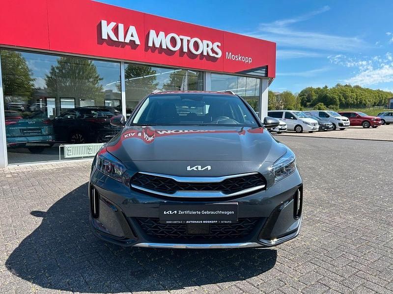 Gebraucht Kia XCeed Comfort 140 PS (102 kW) 2025 Grau SUV
