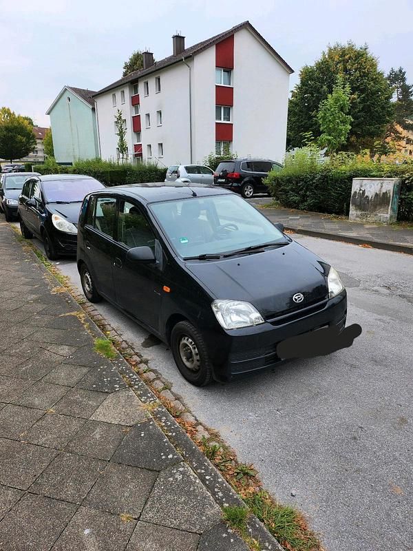 Schwarz Gebraucht 2005 Daihatsu Cuore Kleinwagen | 370 € (Superpreis) - Bild 1/4